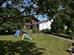 Beautiful Apartment in Robertsdorf With Garden