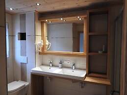 Beautiful Holiday Home in a Stunning Location With Sauna