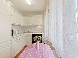 Attractive Apartment in Klutz Near the Sea