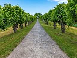 Attractive Apartment in Klutz Near the Sea
