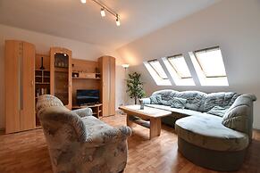 Attractive Apartment in Klutz Near the Sea