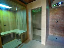 Bright Farmhouse in Montecatini Terme With Swimming Pool