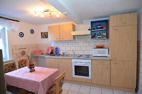 Holiday Home in Neustadt am Rennsteig With Pond