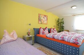 Holiday Home in Neustadt am Rennsteig With Pond