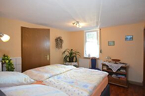 Holiday Home in Neustadt am Rennsteig With Pond