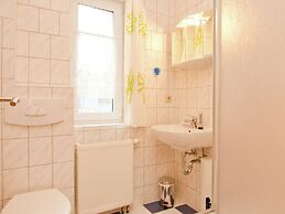 Spacious Appartment in Wilhelmshof Near Lake