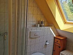Spacious Appartment in Wilhelmshof Near Lake