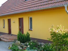 Spacious Appartment in Wilhelmshof Near Lake