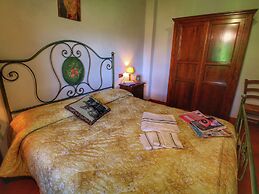 Alluring Farmhouse in Ortignano With Swimming Pool