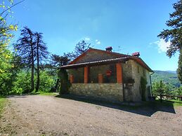 Alluring Farmhouse in Ortignano With Swimming Pool