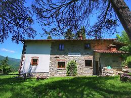Alluring Farmhouse in Ortignano With Swimming Pool