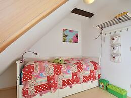 Cozy Apartment in Rerik With Sea Near