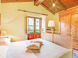 Farmhouse in Monte Santa Maria Tiberina With Garden