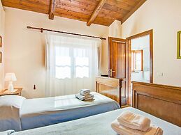 Farmhouse in Monte Santa Maria Tiberina With Garden