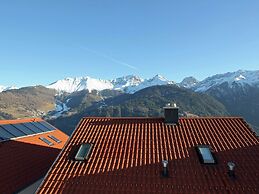 Modern Apartment in Fiss at Ski Bus Stop