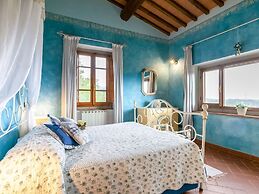 Nice Apartment in Pian di Sco-campiglia With Sauna