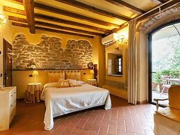 Nice Apartment in Pian di Sco-campiglia With Sauna