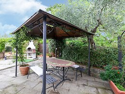 Nice Apartment in Pian di Sco-campiglia With Sauna