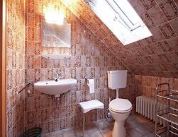 Modern Apartment in Bad Peterstal-griesbach With Vineyards