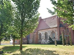 Beautiful Apartment in Damgarten With Garden
