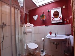 Beautiful Apartment in Damgarten With Garden