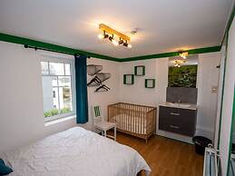 Spacious Mansion in Waimes With Sauna