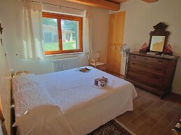 Cottage in Montelabbate With Pool, Garden, Bbq, Parking