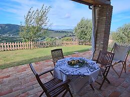 Cottage in Montelabbate With Pool, Garden, Bbq, Parking