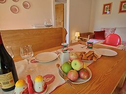 Cottage in Montelabbate With Pool, Garden, Bbq, Parking