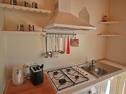 Cottage in Montelabbate With Pool, Garden, Bbq, Parking