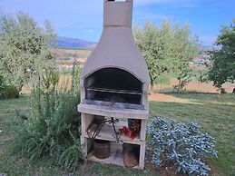 Cottage in Montelabbate With Pool, Garden, Bbq, Parking