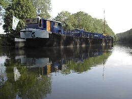 Cushy Boat in Merkem With Terrace