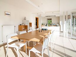 Luxurious Villa With Pool and Sauna, and Very Suitable for Culinary Wo