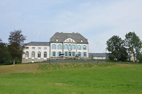 Luxurious Castle in Marchin With Infrared Sauna