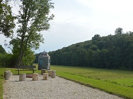 Luxurious Castle in Marchin With Infrared Sauna