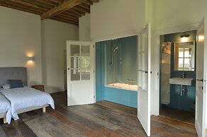 Luxurious Castle in Marchin With Infrared Sauna