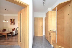 Lovely Flat in Deggendorf With Luxurious Furnishings With Southern Fla