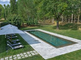 Restful Holiday Home in Reggello With Swimming Pool