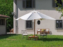 Restful Holiday Home in Reggello With Swimming Pool