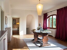 Restful Holiday Home in Reggello With Swimming Pool