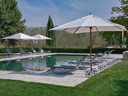 Restful Holiday Home in Reggello With Swimming Pool