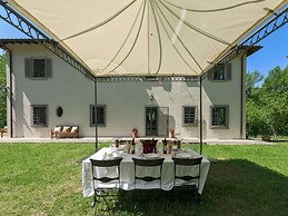 Restful Holiday Home in Reggello With Swimming Pool