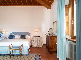 Restful Holiday Home in Reggello With Swimming Pool