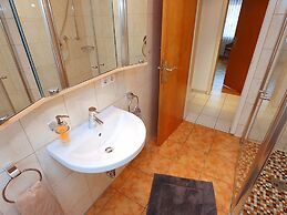 Cozy Apartment in Schwenningen With Garden