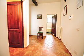 Lovely Farmhouse in Asciano With Swimming Pool