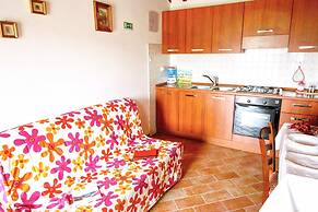 Lovely Farmhouse in Asciano With Swimming Pool