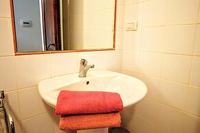 Lovely Farmhouse in Asciano With Swimming Pool