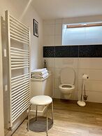 Suave Holiday Home in Stavelot With Infrared Sauna