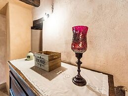 Captivating Apartment in Assisi With Swimming Pool