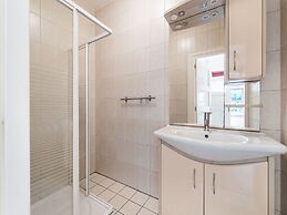 Cosy Apartment in Sint Maartensbrug Near the Beaches
